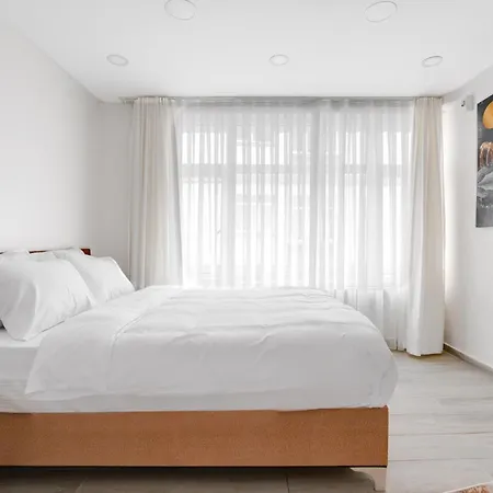 Cozy Flat In Istanbul شقة *